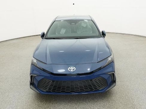 New 2026 Toyota Camry SE image 2