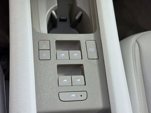 Used 2023 Hyundai Ioniq 6 SEL image 16