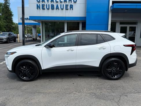 Used 2026 Chevrolet Trax ACTIV w/ Driver Confidence Package FWD image 8