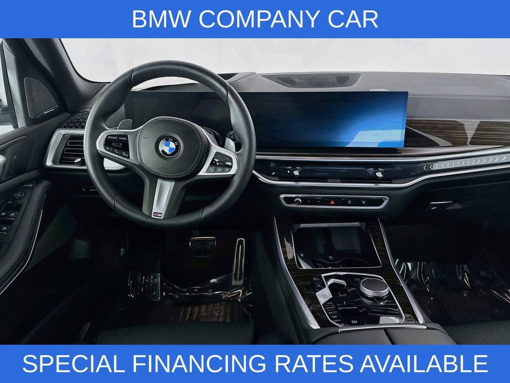 Used 2026 BMW X5 xDrive40i w/ M Sport Package AWD/4WD image 28