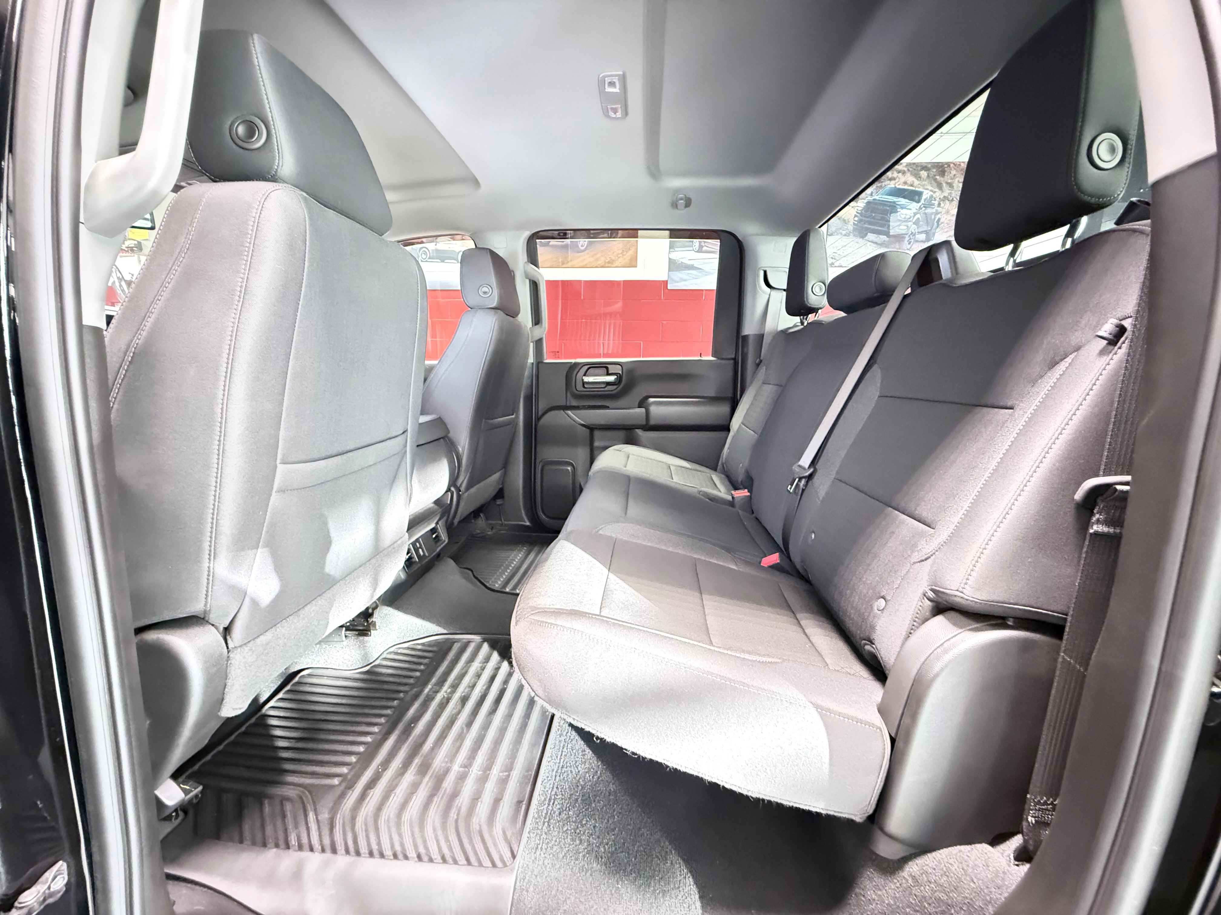 Used 2024 Chevrolet Silverado 2500 Custom w/ Custom Value Package AWD/4WD image 32