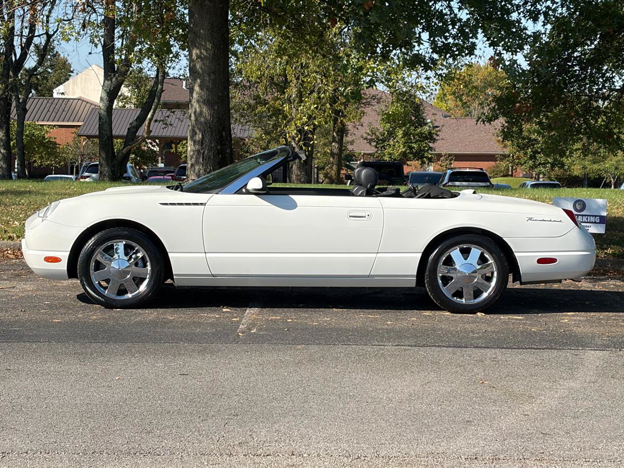 Used 2002 Ford Thunderbird RWD image 5