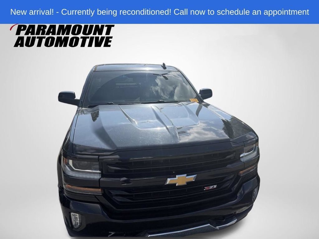 Used 2017 Chevrolet Silverado 1500 LT w/ All Star Edition AWD/4WD image 1