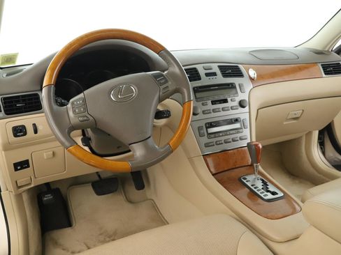 Used 2006 Lexus ES 330 FWD image 2
