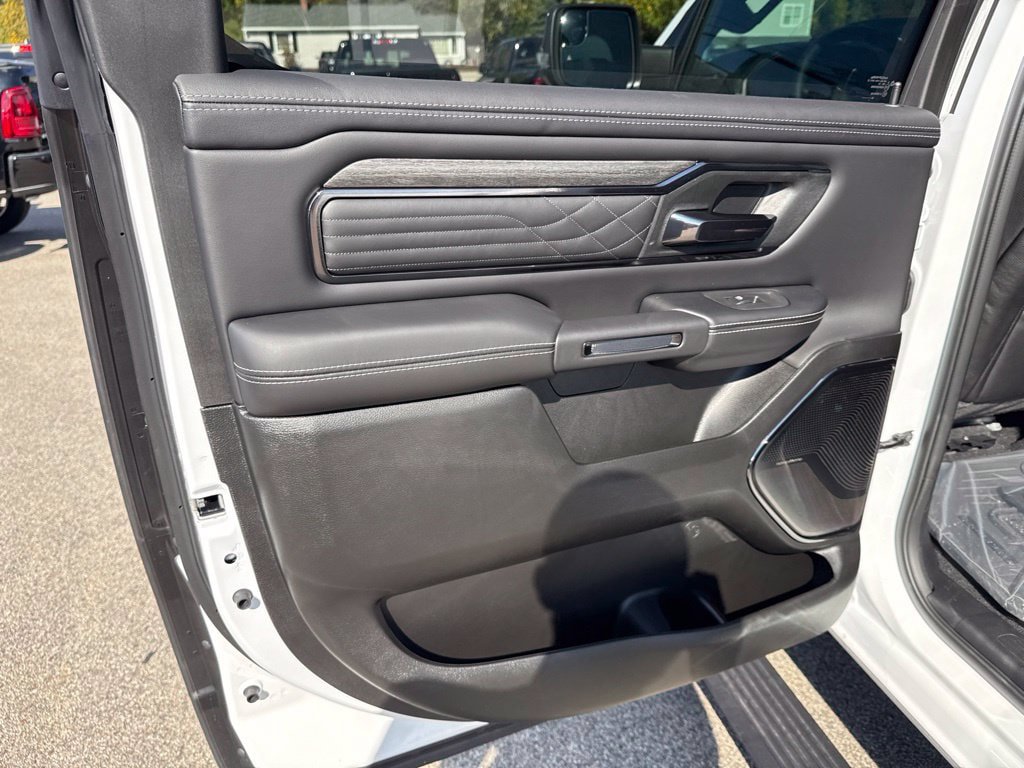 New 2027 RAM 1500 Limited AWD/4WD image 24