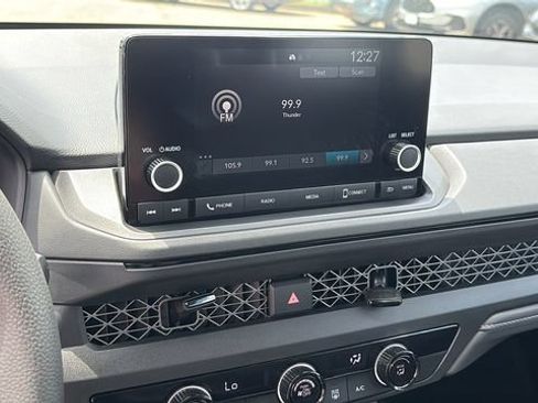 Used 2025 Honda Accord LX image 15