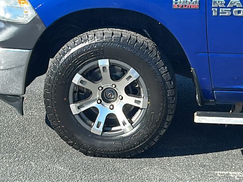 Used 2015 RAM 1500 Tradesman w/ Popular Equipment Group AWD/4WD image 9
