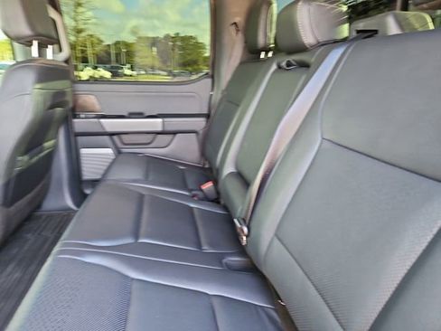 Used 2022 Ford F150 Lariat w/ Equipment Group 502A High AWD/4WD image 11