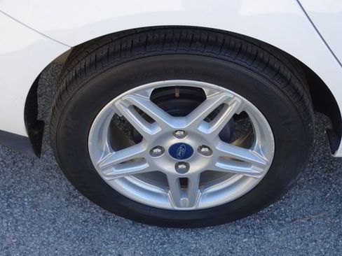 Used 2018 Ford Fiesta SE image 16