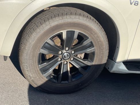 Used 2019 Nissan Armada Platinum w/ Captain's Chairs Package AWD/4WD image 5