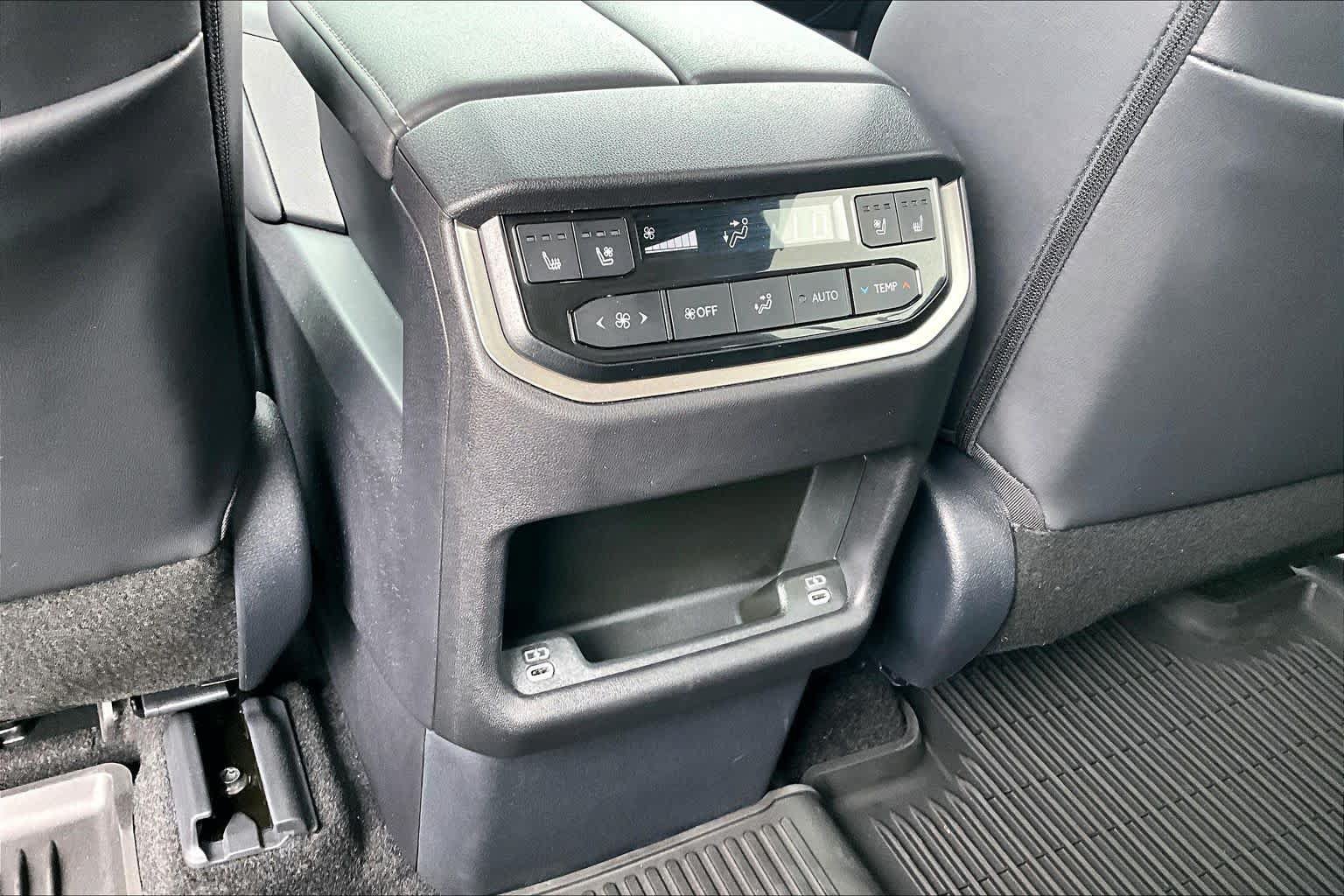 Used 2026 Lexus TX 350 AWD w/ Technology Package image 34