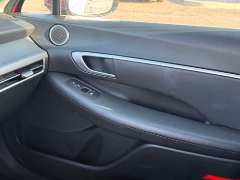 Used 2025 Hyundai Sonata SEL FWD image 22
