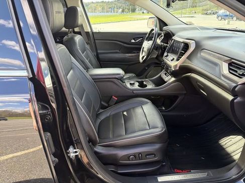 Used 2020 GMC Acadia Denali w/ Technology Package AWD/4WD image 29