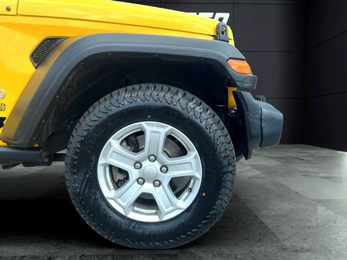 Used 2021 Jeep Wrangler Unlimited Sport AWD/4WD image 23