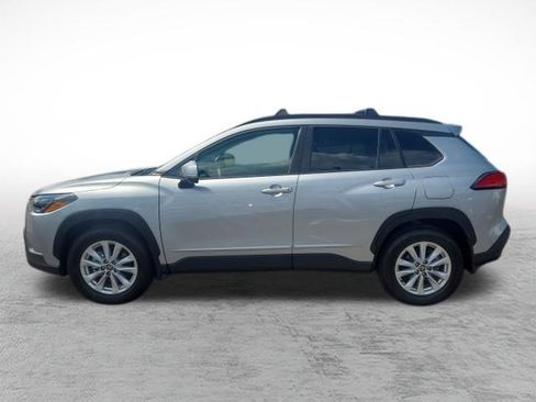 Certified 2023 Toyota Corolla Cross LE AWD/4WD image 8