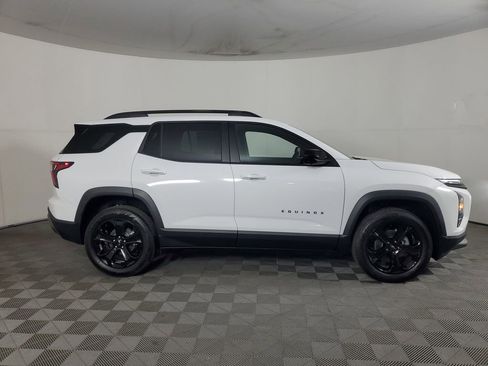 New 2026 Chevrolet Equinox LT w/ Midnight Edition image 3