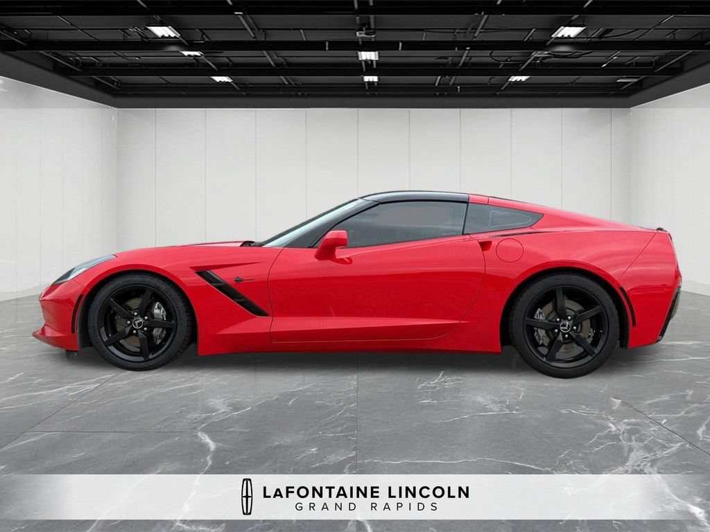 Used 2015 Chevrolet Corvette Stingray Coupe RWD image 2
