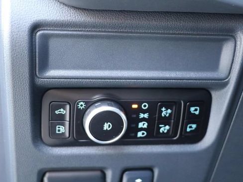 Used 2025 Ford F150 XLT w/ Equipment Group 303A High AWD/4WD image 31