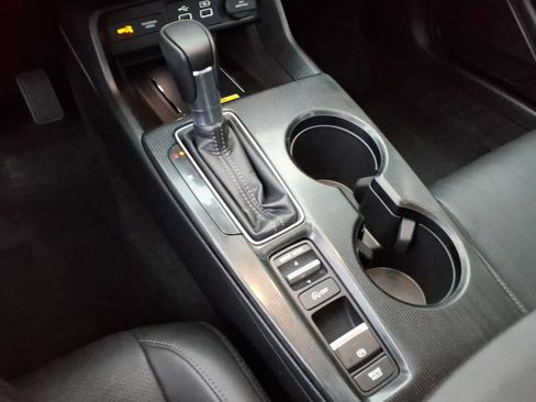Used 2024 Honda Civic Touring image 22