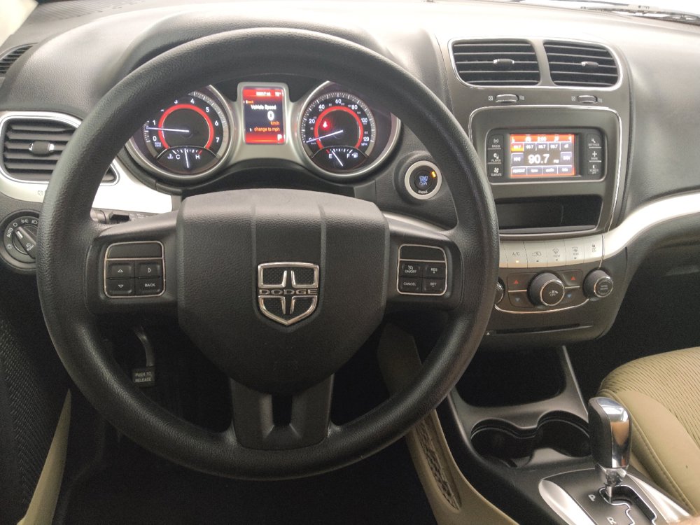 Used 2016 Dodge Journey SXT w/ Comfort/Convenience Group FWD image 22