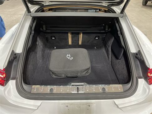 Used 2018 Porsche Panamera Turbo S Executive image 25