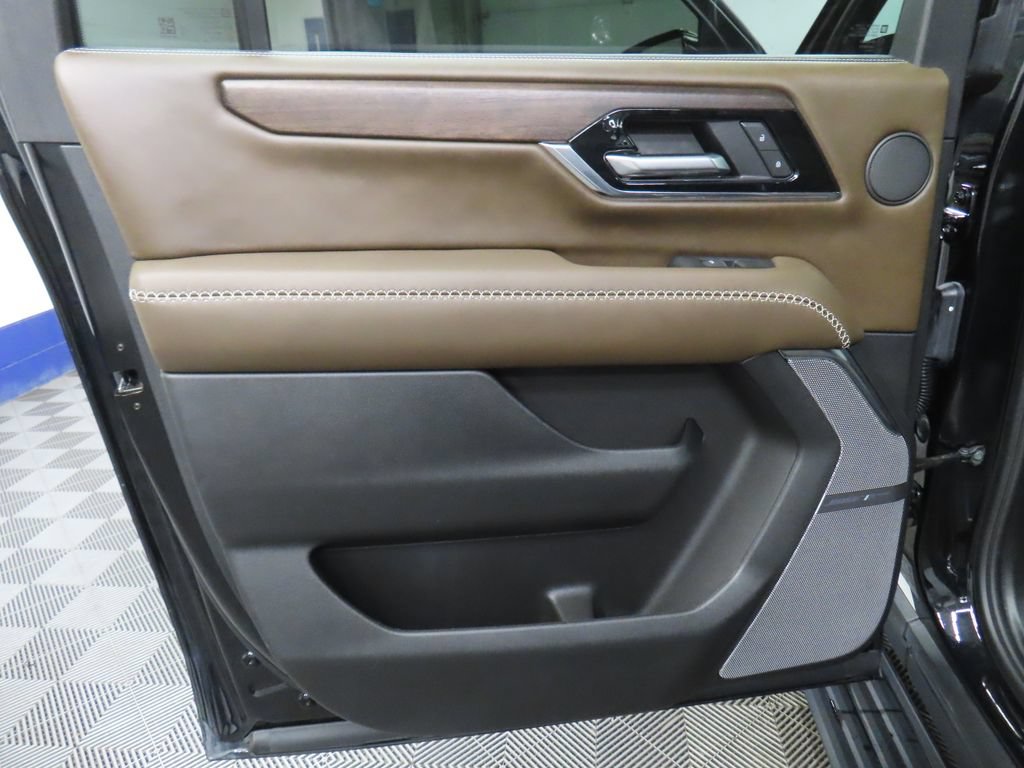 Used 2025 GMC Yukon XL Denali Ultimate AWD/4WD image 71