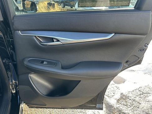 Certified 2025 INFINITI QX50 Pure image 27