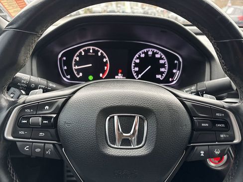 Used 2019 Honda Accord Sport image 13
