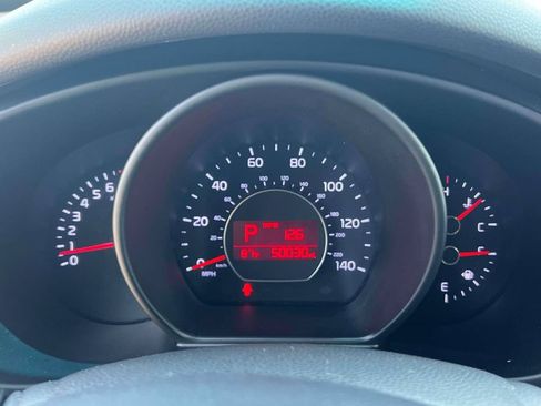 Used 2016 Kia Soul FWD image 25