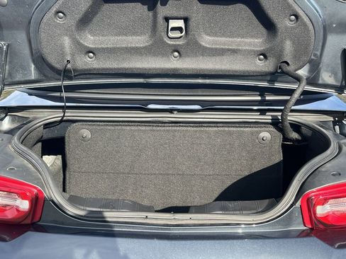 Used 2020 Chevrolet Camaro LT image 18