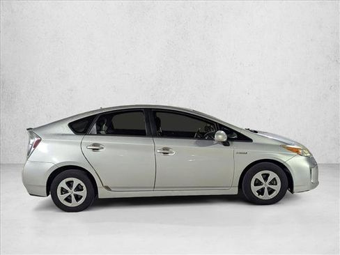 Used 2012 Toyota Prius Four image 4