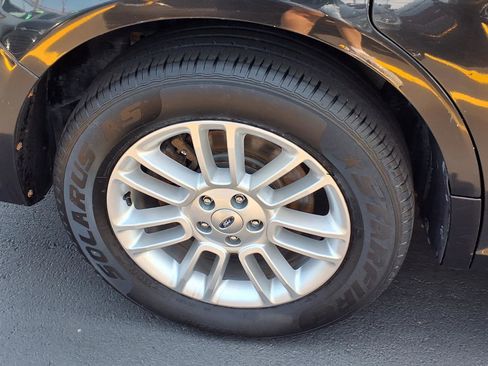 Used 2013 Ford Flex SEL AWD/4WD image 25
