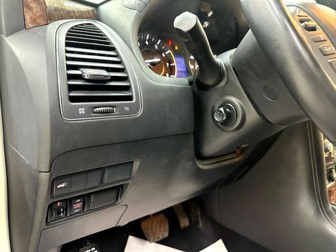 Used 2018 Nissan Armada SL w/ Moonroof Package image 20