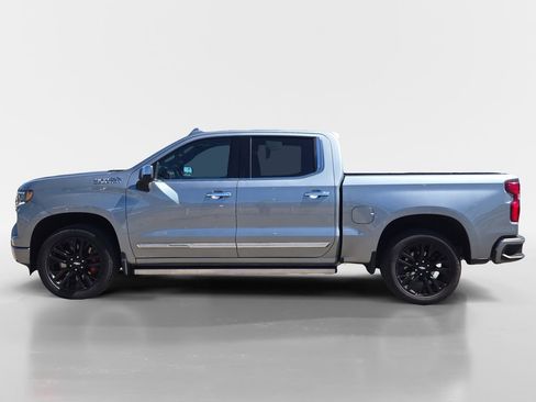 Used 2024 Chevrolet Silverado 1500 High Country w/ High Country Premium Package AWD/4WD image 2