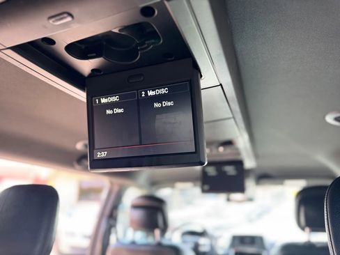 Used 2015 Dodge Grand Caravan R/T w/ Safety Sphere Group image 43