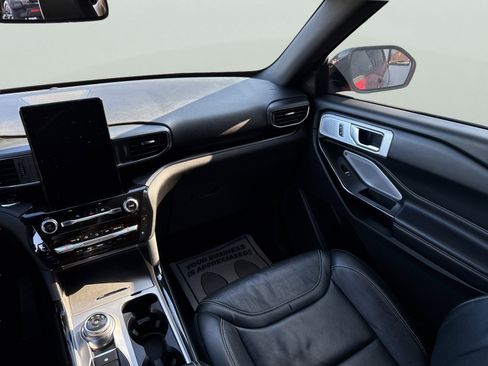 Used 2021 Ford Explorer ST w/ Equipment Group 401A image 17