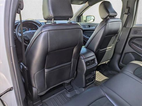 Used 2022 Ford Edge ST-Line AWD/4WD image 22