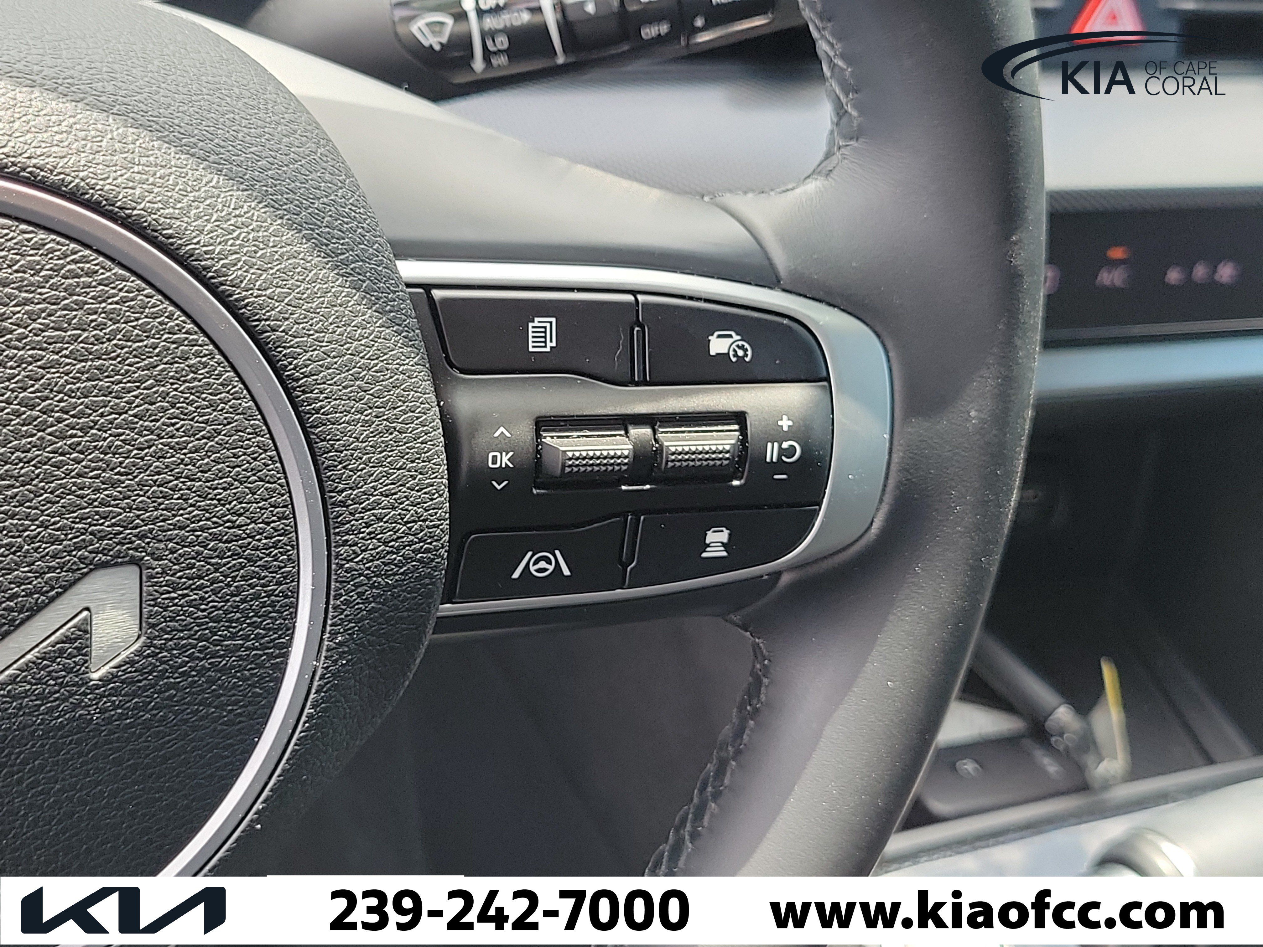 Certified 2023 Kia Sportage SX FWD image 28