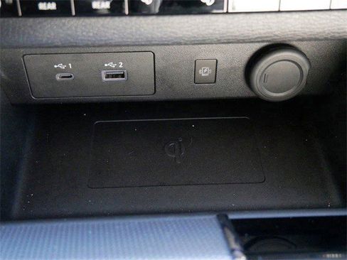 Used 2023 Mitsubishi Outlander SEL image 28