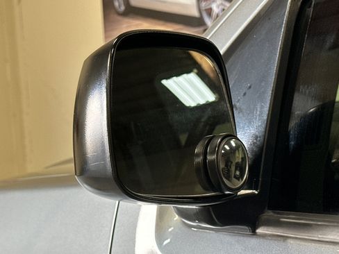 Used 2018 Nissan Frontier SV RWD image 47