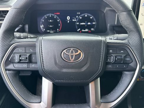 Certified 2025 Toyota Tacoma TRD Sport w/ TRD Sport Upgrade Package image 16