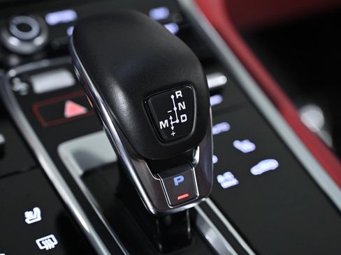 Used 2020 Porsche Panamera GTS image 23