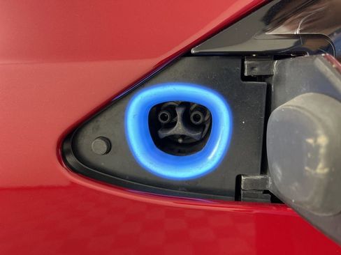 Used 2019 Tesla Model X Long Range image 22