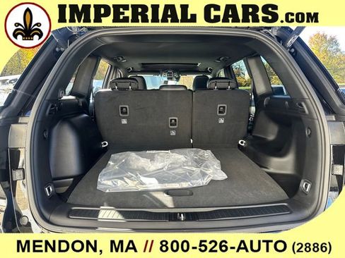 New 2025 Jeep Grand Cherokee Altitude image 13