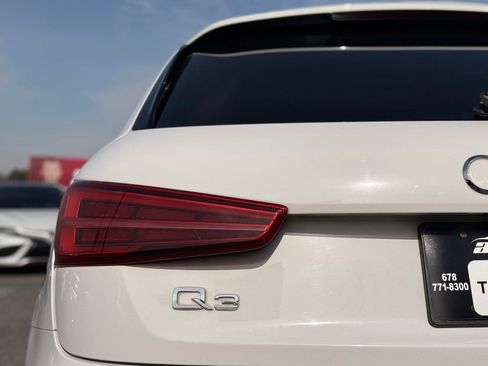 Used 2017 Audi Q3 2.0T Premium image 9
