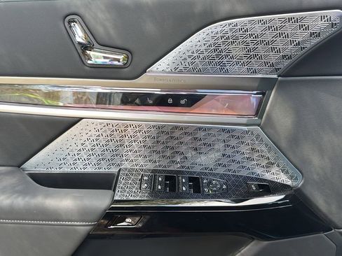 New 2026 BMW 760i xDrive image 16