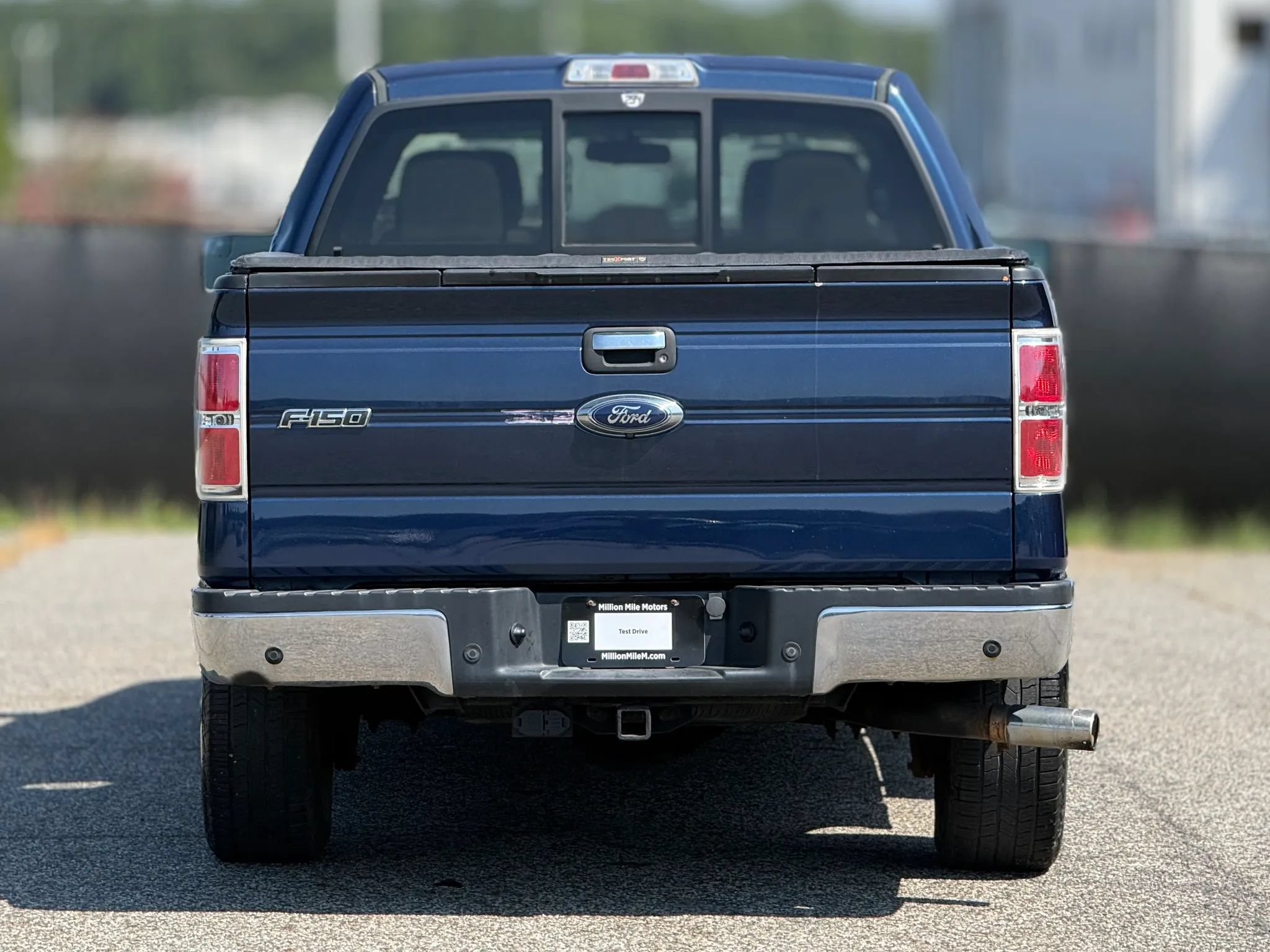 Used 2013 Ford F150 XLT w/ Luxury Equipment Group AWD/4WD image 4