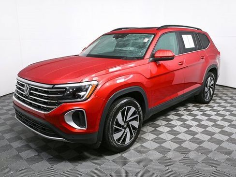 Certified 2024 Volkswagen Atlas SE w/ Panoramic Sunroof Package image 32