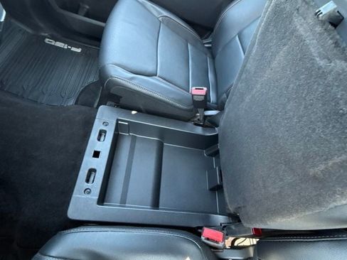 Used 2022 Ford F150 Lariat w/ FX4 Off-Road Package AWD/4WD image 25