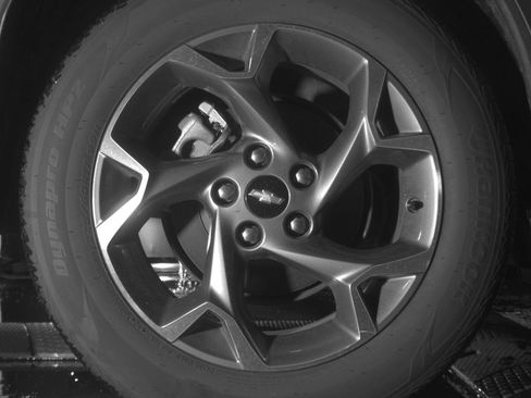Used 2025 Chevrolet Trax LT FWD image 18